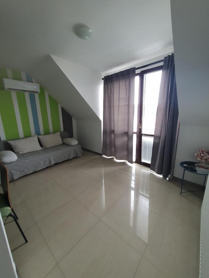 Lexi Family Apartman Hajduszoboszlo Exterior photo
